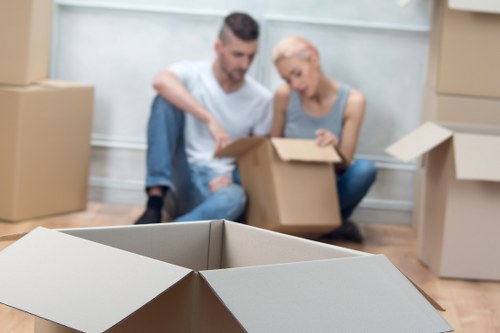 Prepared household boxes and furniture for a Richmond upon Thames house move