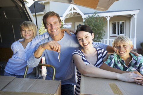 Helpful packing and lifting support for a Richmond upon Thames move