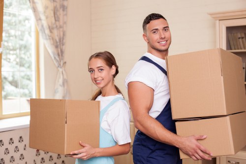 Fragile item packing and organised moving boxes in Richmond upon Thames