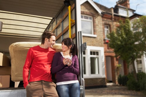 Moving van support for flat and house moves in Richmond upon Thames